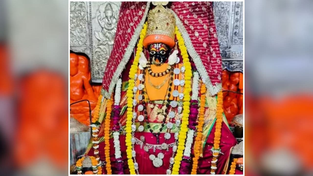 शारदीय नवरात्रि प्रारंभ,,..सुबह से ही देवी मंदिरों में दर्शन करने पहुंचने लगे श्रद्धालु