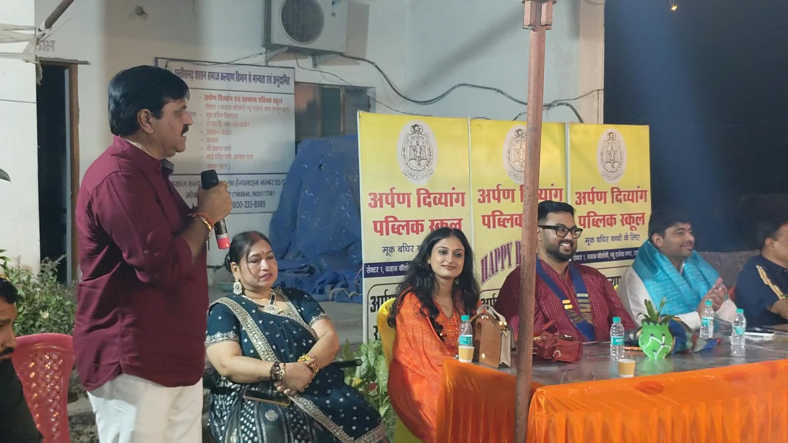 गरबा की धुन पर थिरके मूक-बधिर बच्चों के पांव