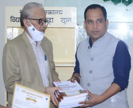 प्रोजेक्ट स्मृति पुस्तकालय के लिए स्मार्ट स्किल बिट्स एंड बाइट्स ने दान कीं 3,000 पुस्तकें