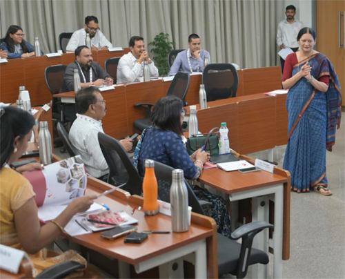 आईआईएम रायपुर में पंजीयन विभाग की दो दिवसीय कार्यशाला संपन्न, प्रशासनिक सुधारों को मिलेगी राष्ट्रीय-अंतर्राष्ट्रीय पहचान