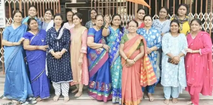 देवेंद्र नगर व बूढ़ापारा केंद्र की महिलाओं ने निकाली दुर्गा दौड़