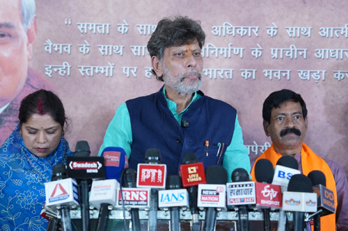 प्रदेश प्रभारी के मार्गदर्शन से हमारा विश्वास और मजबूत हुआ है - देव