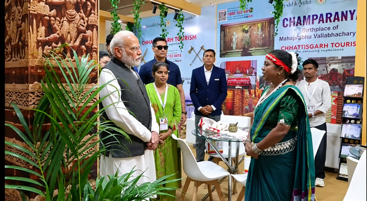 प्रधानमंत्री  नरेंद्र मोदी से रूबरू हुईं छत्तीसगढ़ की महिला उद्यमी हीना